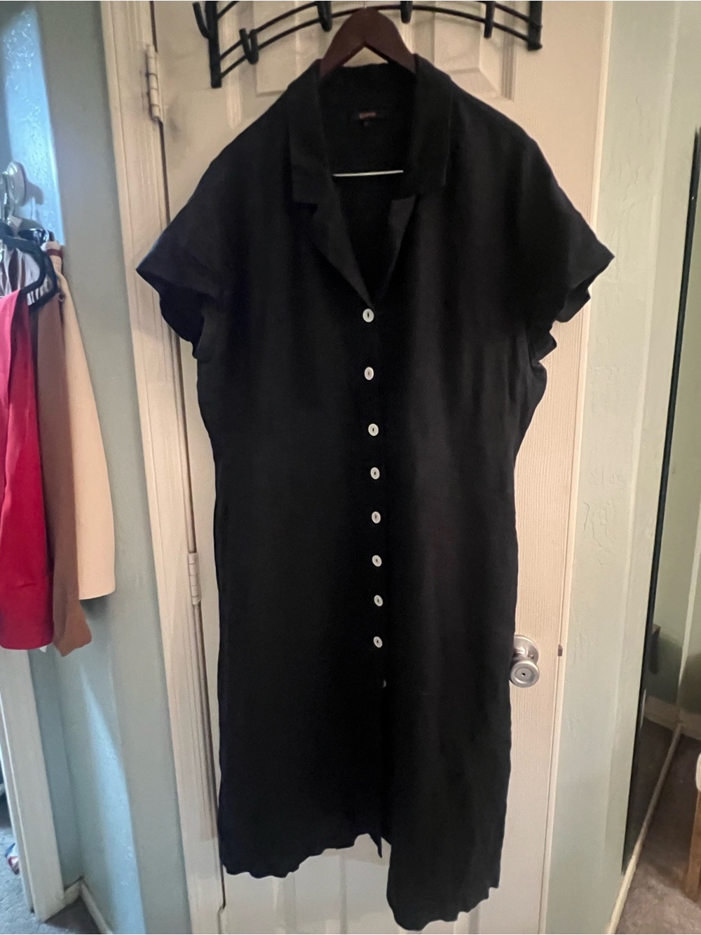 Quince XL midi linen black dress